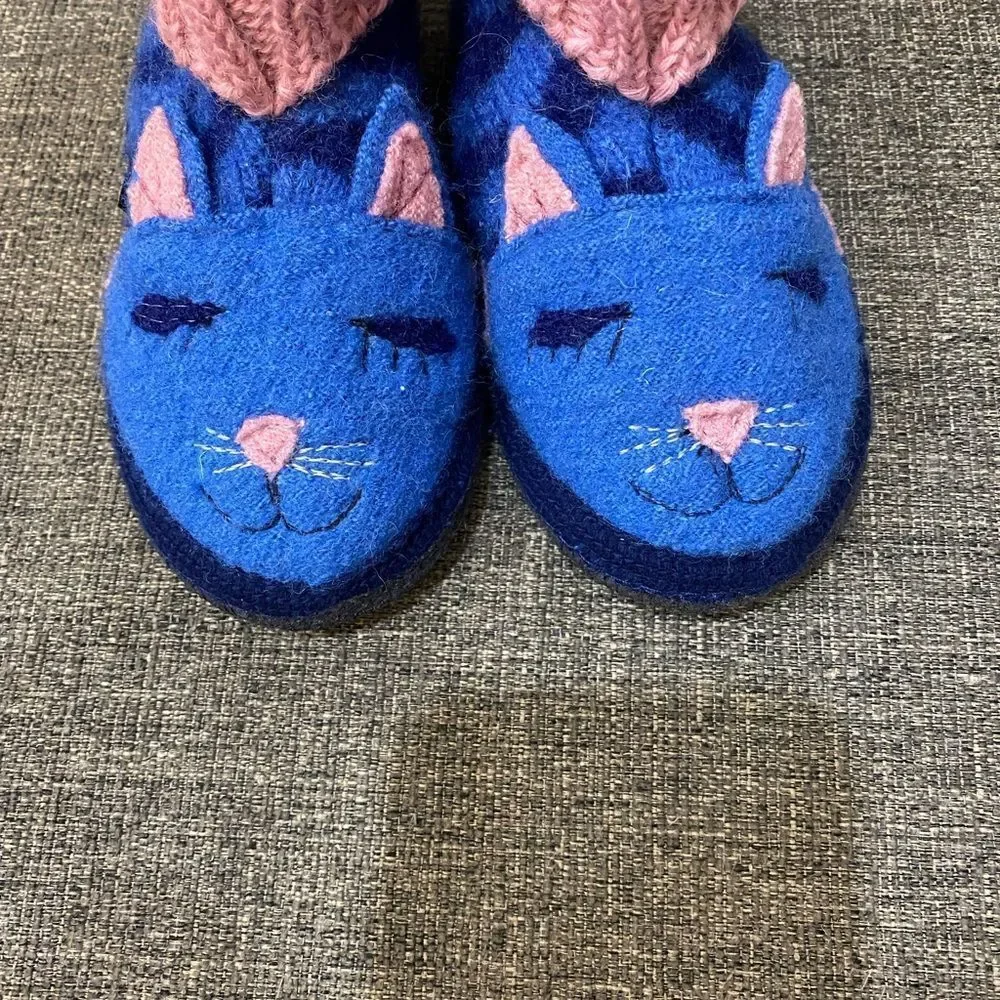 Garnet Hill Boiled Wool Blue Cat Slippers Kids Size 6